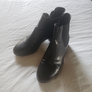 Sam and Libby Boots‎ ladies 7 black